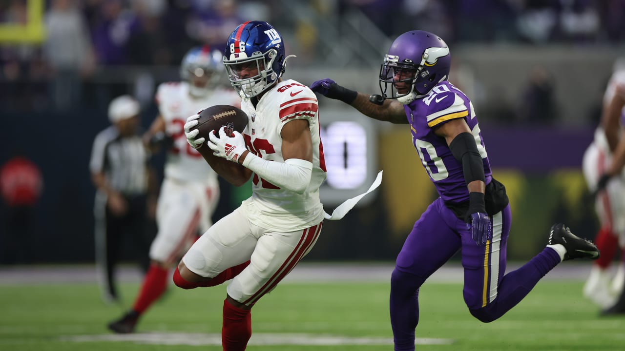 Daniel Jones To Darius Slayton For 22-yard Pick Up | Giants Vs. Vikings ...