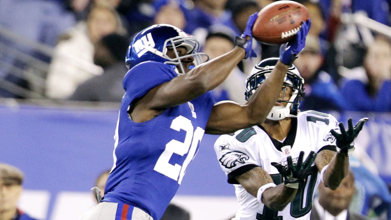 New York Giants Prince Amukamara breaks up a pass intended for Minnesota  Vikings Jerome Simpson in the first quarter in week 7 of the NFL season at  MetLife Stadium in East Rutherford