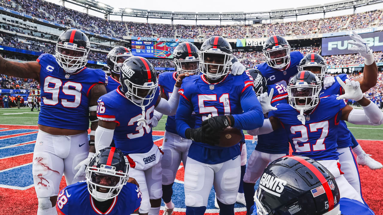 NY Giants vs. Washington Commanders photos at MetLife Stadium