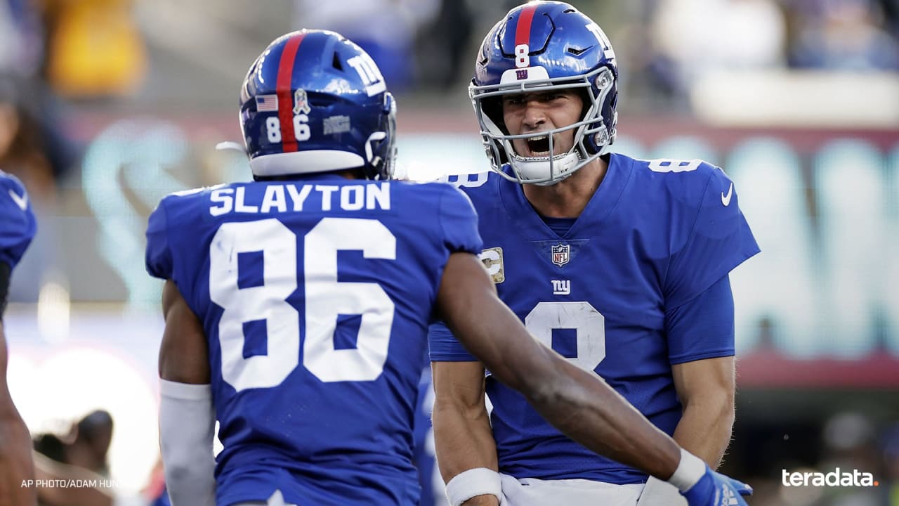 New York Giants outside linebacker Quincy Roche (95) runs up the field  during an NFL football game against the Dallas Cowboys, Sunday, Dec. 19,  2021, in East Rutherford, N.J. The Dallas Cowboys