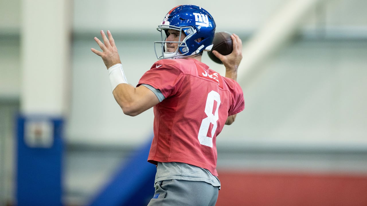 QB Jones set to start for Giants against Packers in London - The