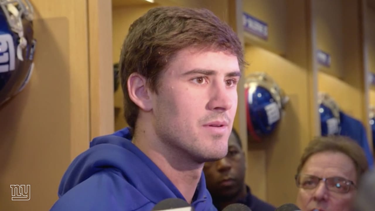 QB Daniel Jones discusses ankle injury