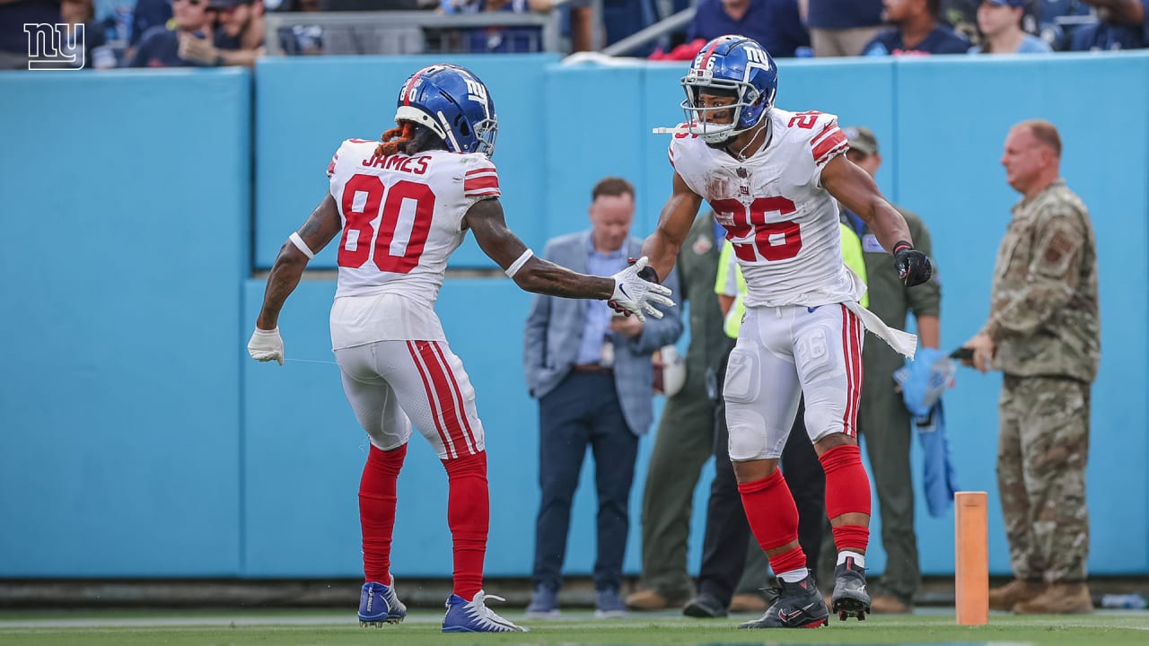 Giants Go For 2 Late To Take 21-20 Win Over Titans 