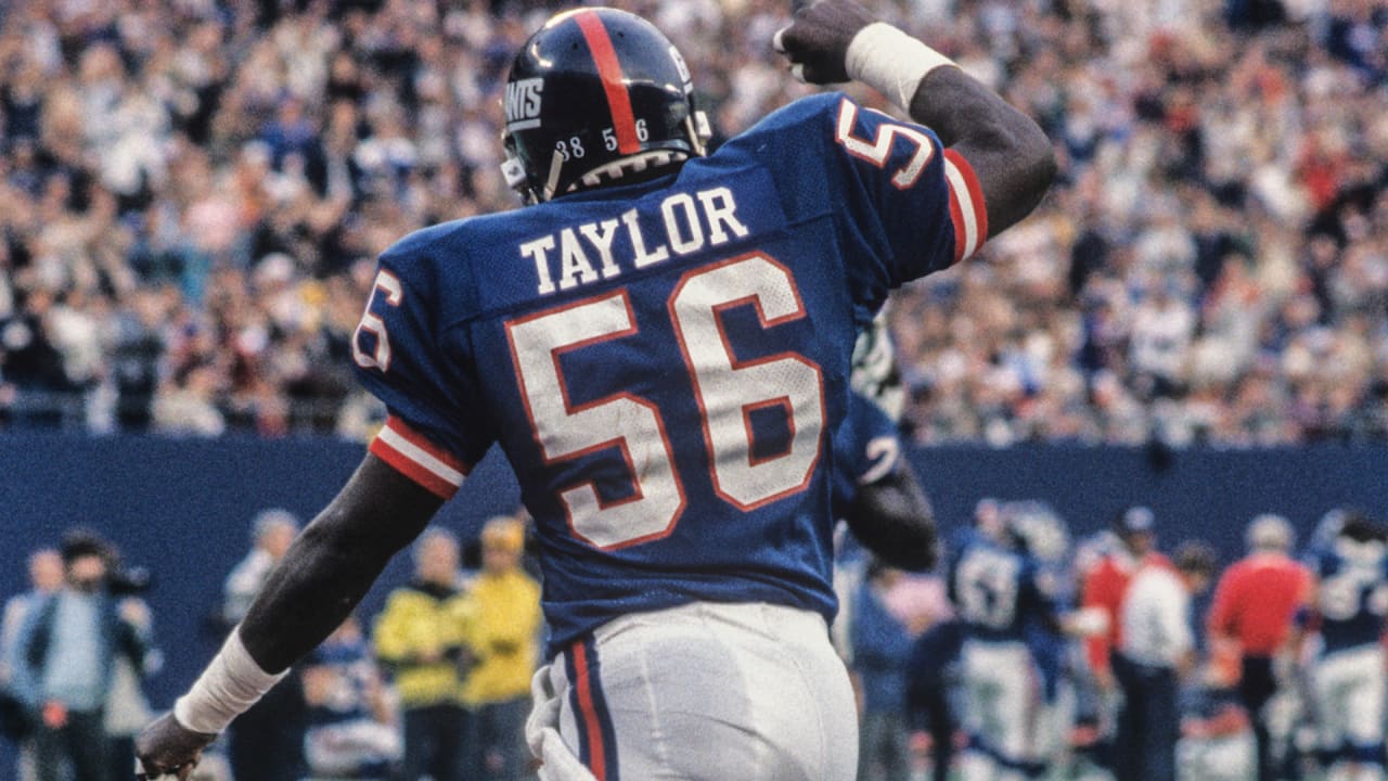 Lawrence Taylor Through the Years  New york giants football, New