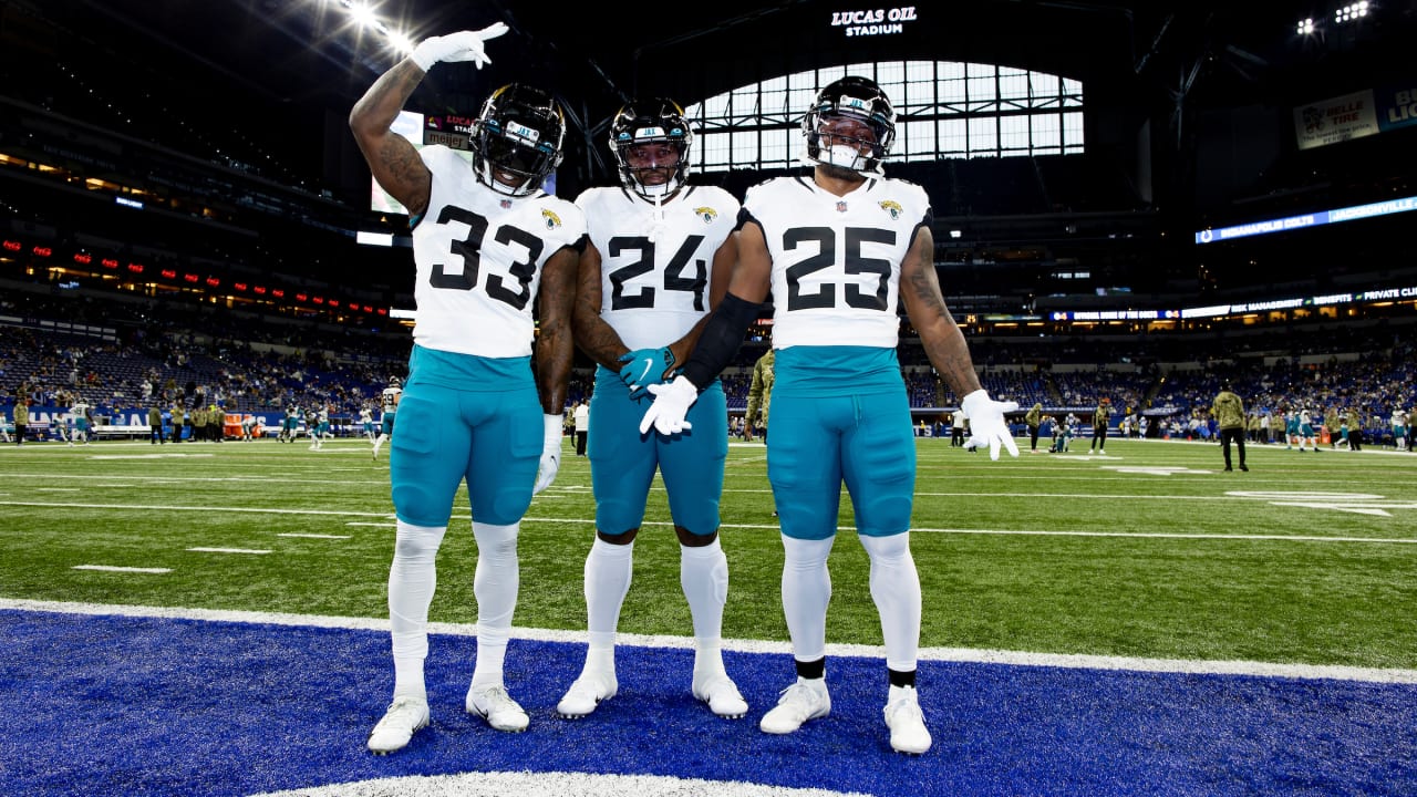 Reviewing the New Jacksonville Jaguars' Uniforms (2018 Edition