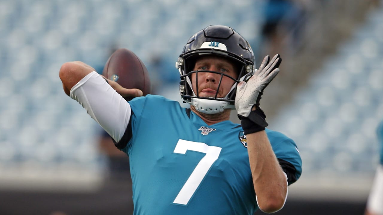 Eagles QB Nick Foles returning from elbow soreness