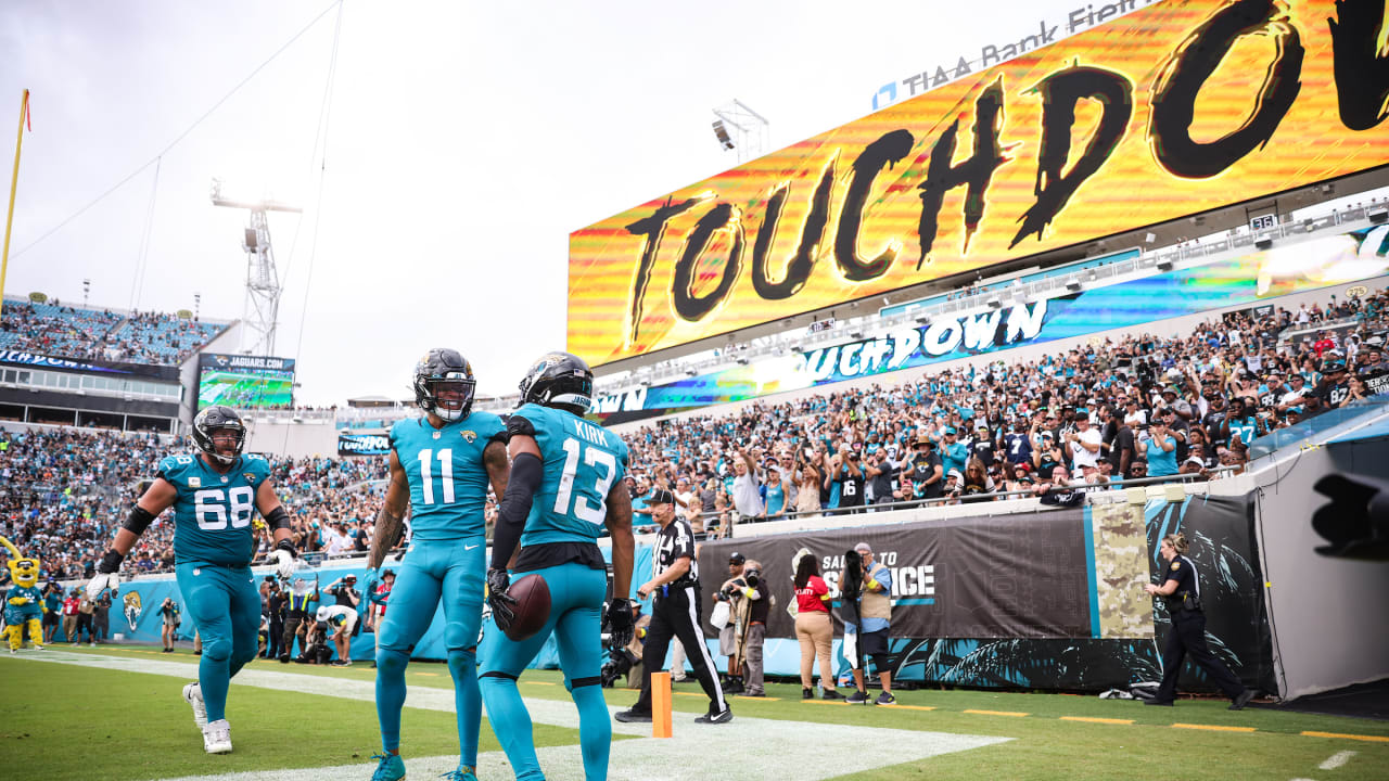 1,719 Oakland Raiders V Jacksonville Jaguars Stock Photos, High