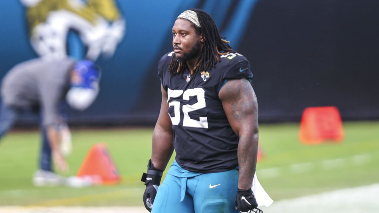 Jacksonville Jaguars defensive tackle DaVon Hamilton (52) walks