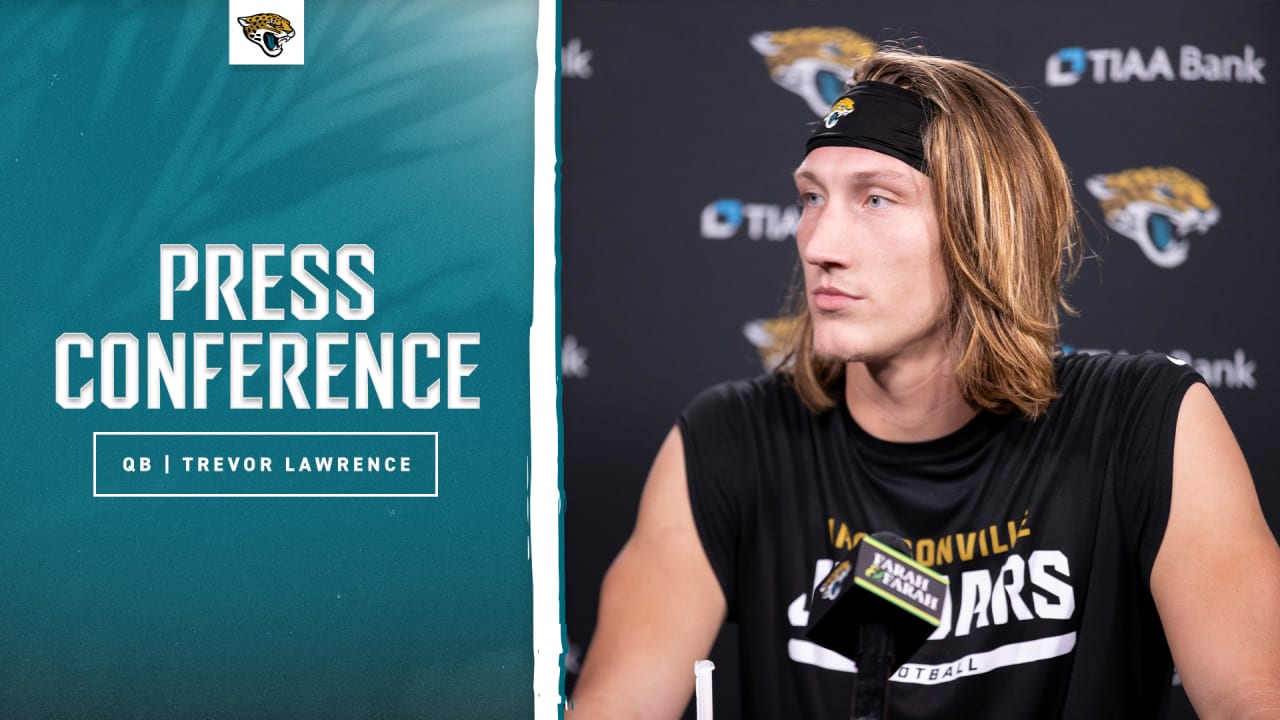 Trevor Lawrence stays above the fray in Jaguars' quarterback drama