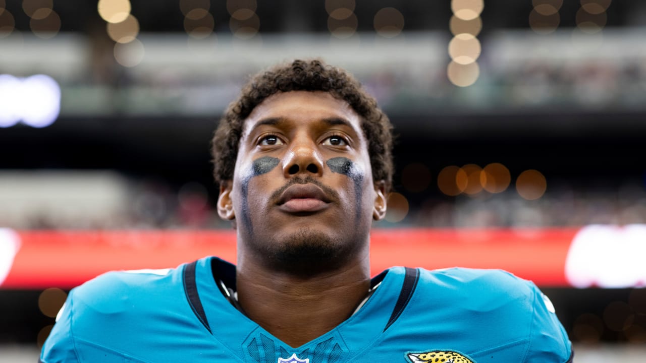 Jaguars Zay Jones on the O-Zone: Balancing Confidence and Humility