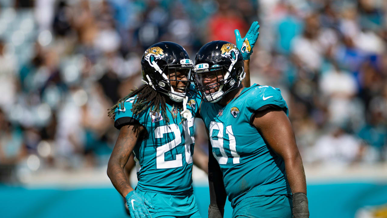 Jaguars receiver DJ Chark Jr. good to go, Brandon Linder ruled out