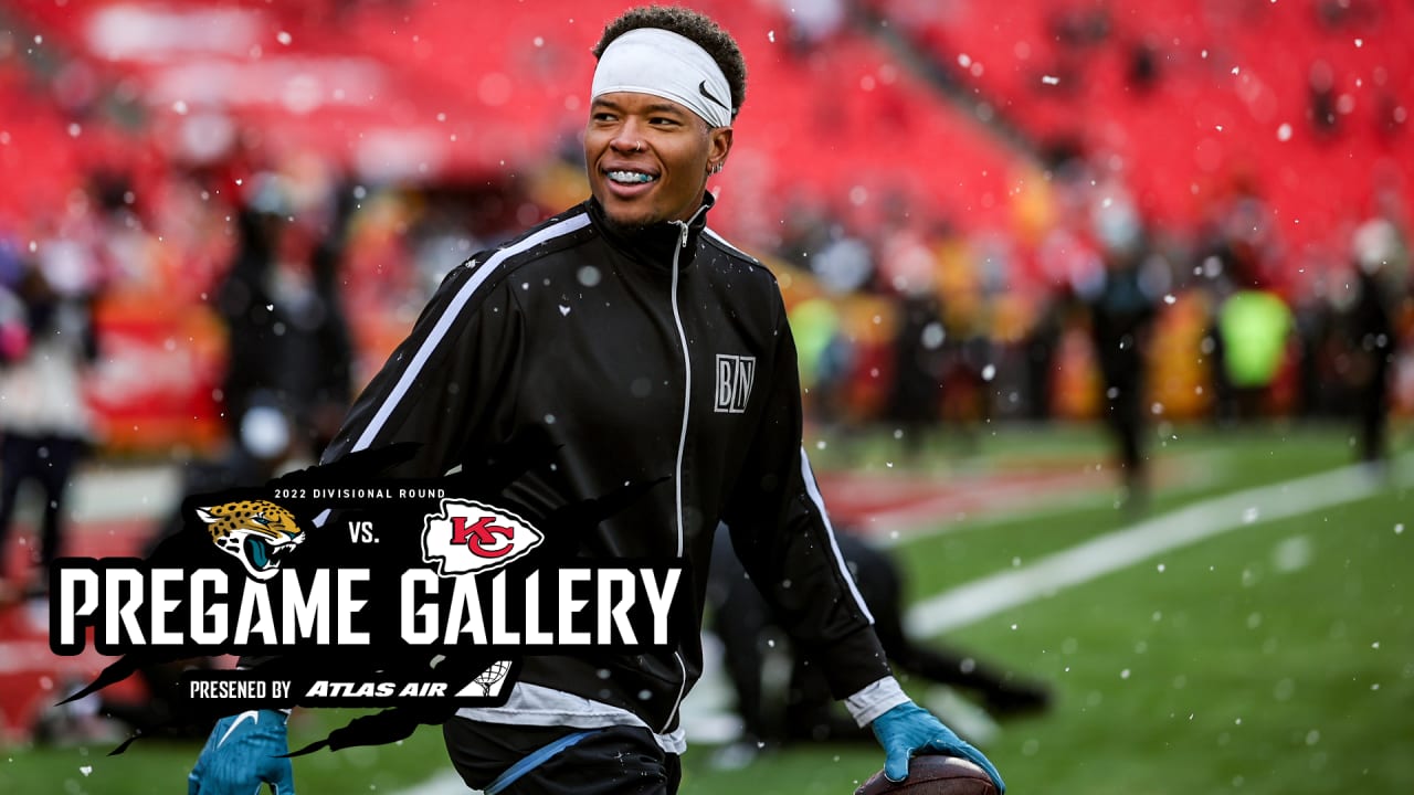 Photos: Warmups & Pregame from Divisional Playoffs