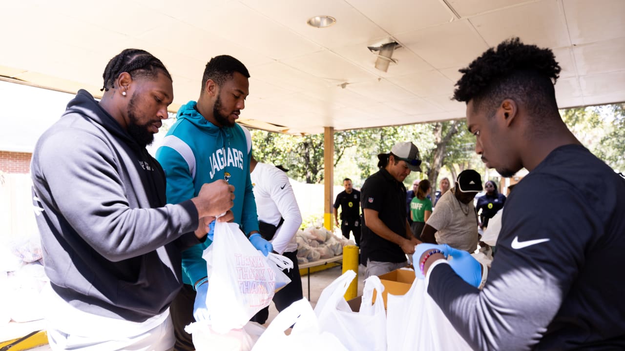 Jaguars Announce $58,000 in Grants to Local Nonprofits Serving Military And  Veterans – Music-Sports & Entertainment Magazine