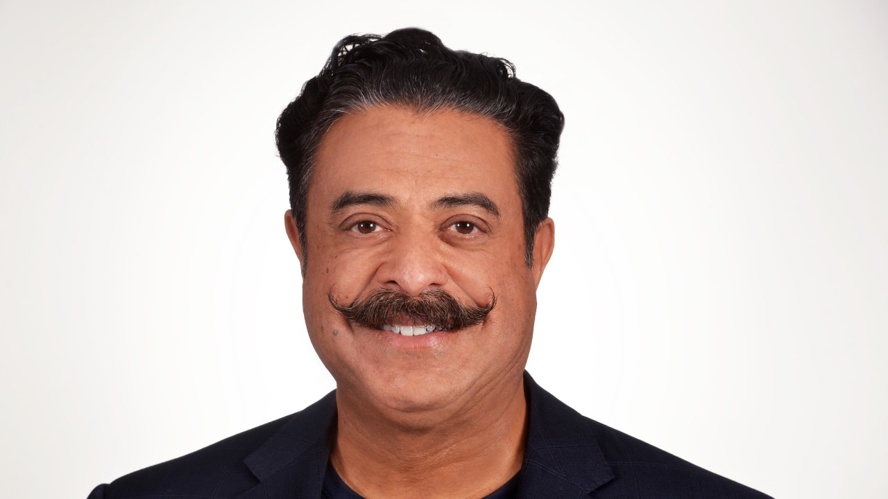 Jaguars owner Shad Khan wants 'creative solutions' to improve stadium –  Orlando Sentinel