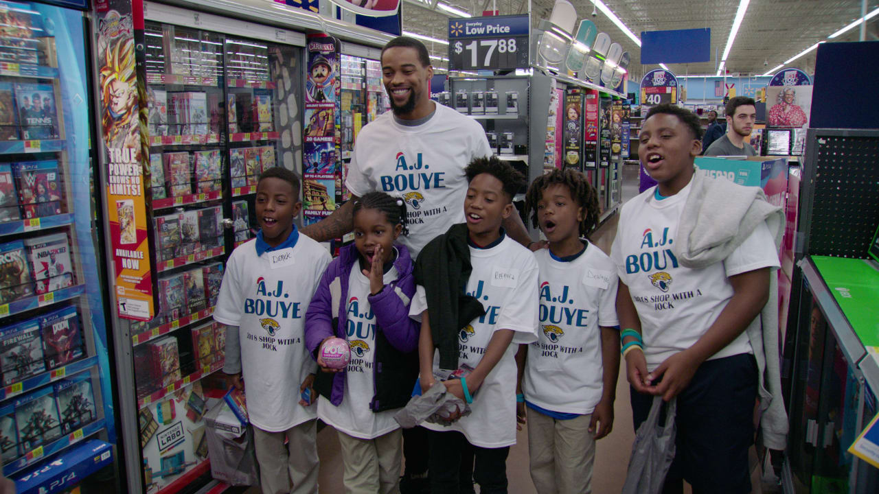 Shop With a Jock: San Francisco 49ers give kids a holiday treat