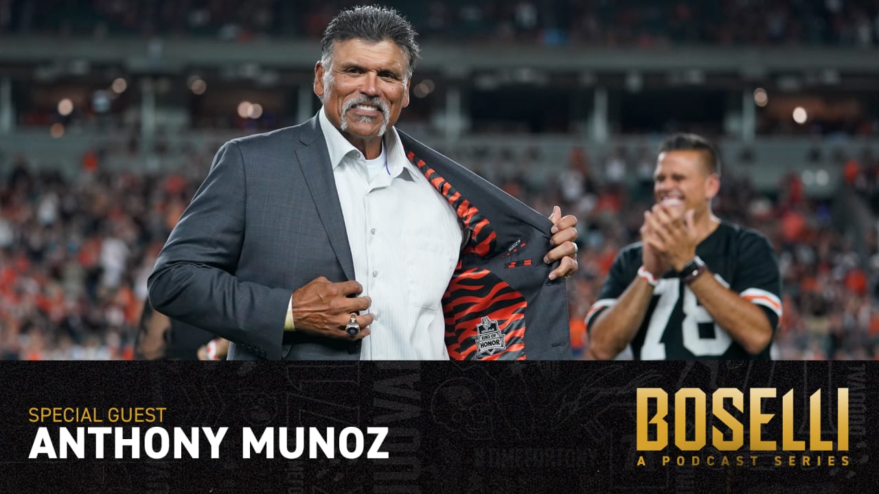 Image Gallery of Anthony Munoz