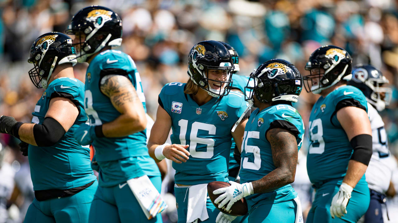 Jaguars rally to clinch AFC South for first time since 2017 with victory  over Titans