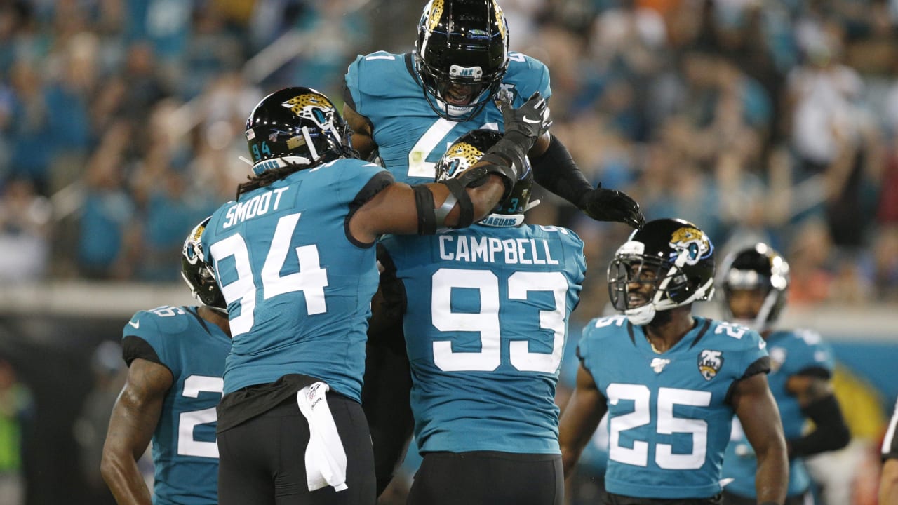 Jacksonville, FL, USA. 8th Sep, 2019. Jacksonville Jaguar quarterback  Gardner Minshew II during 1st half NFL football game between the Kansas  City Chiefs and the Jacksonville Jaguars at TIAA Bank Field in