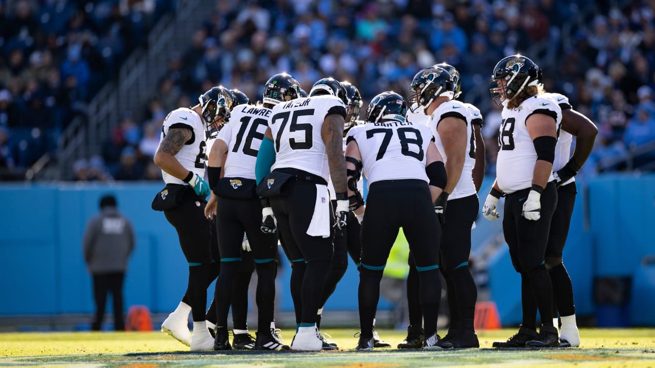 📧O-Zone Late Night: Titans 20, Jaguars 0 - Vimarsana News