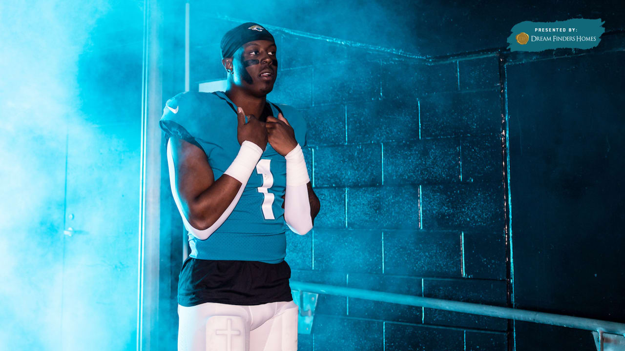 Jaguars RB Travis Etienne Jr. looking to add muscle ahead of 2023