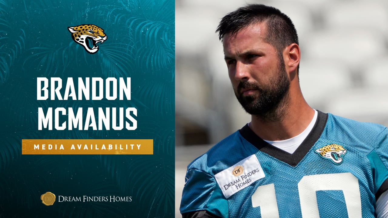 Jacksonville Jaguars kicker Brandon McManus (10) talks with teammates  during an NFL football practice, Tuesday, May 30, 2023, in Jacksonville,  Fla. (AP Photo/John Raoux Stock Photo - Alamy