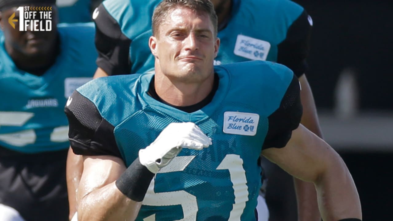 Jacksonville Jaguars - Poz showing off the Jaguars teal uniforms during a  game. Photo gallery: