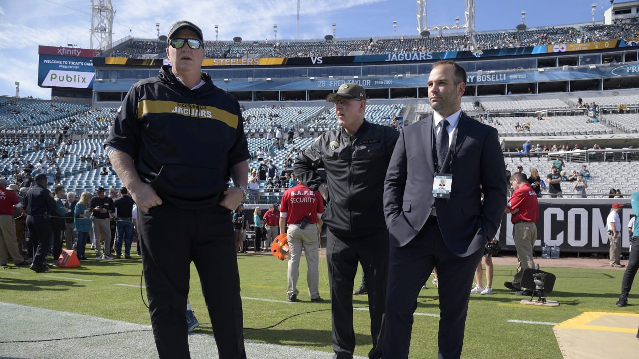 Telvin Smith, Jaguars 28-year-old Pro Bowl linebacker, announces he will  not play in 2019 