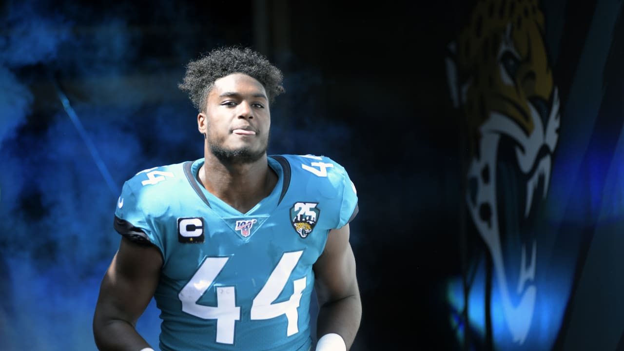 Jacksonville Jaguars - Poz showing off the Jaguars teal uniforms during a  game. Photo gallery: