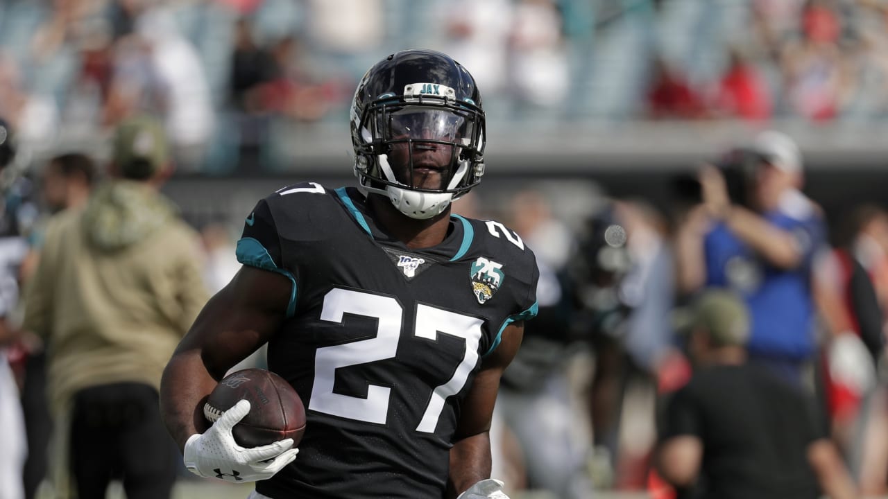 Lawrence rallies Jaguars from 27 down to beat Chargers 31-30 – The Oakland  Press