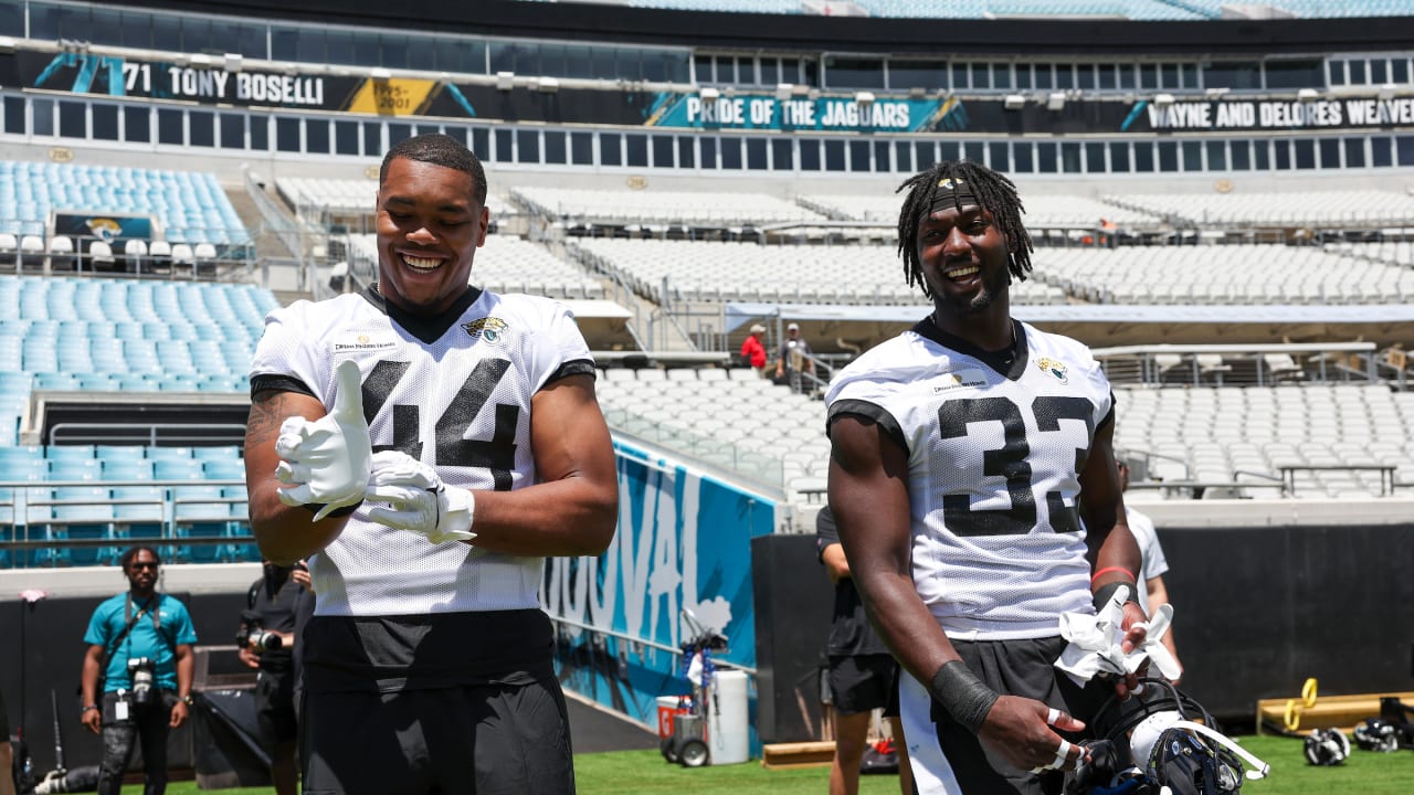 John Oehser on X: Jaguars OLB Travon Walker at 2022 Rookie Minicamp   / X