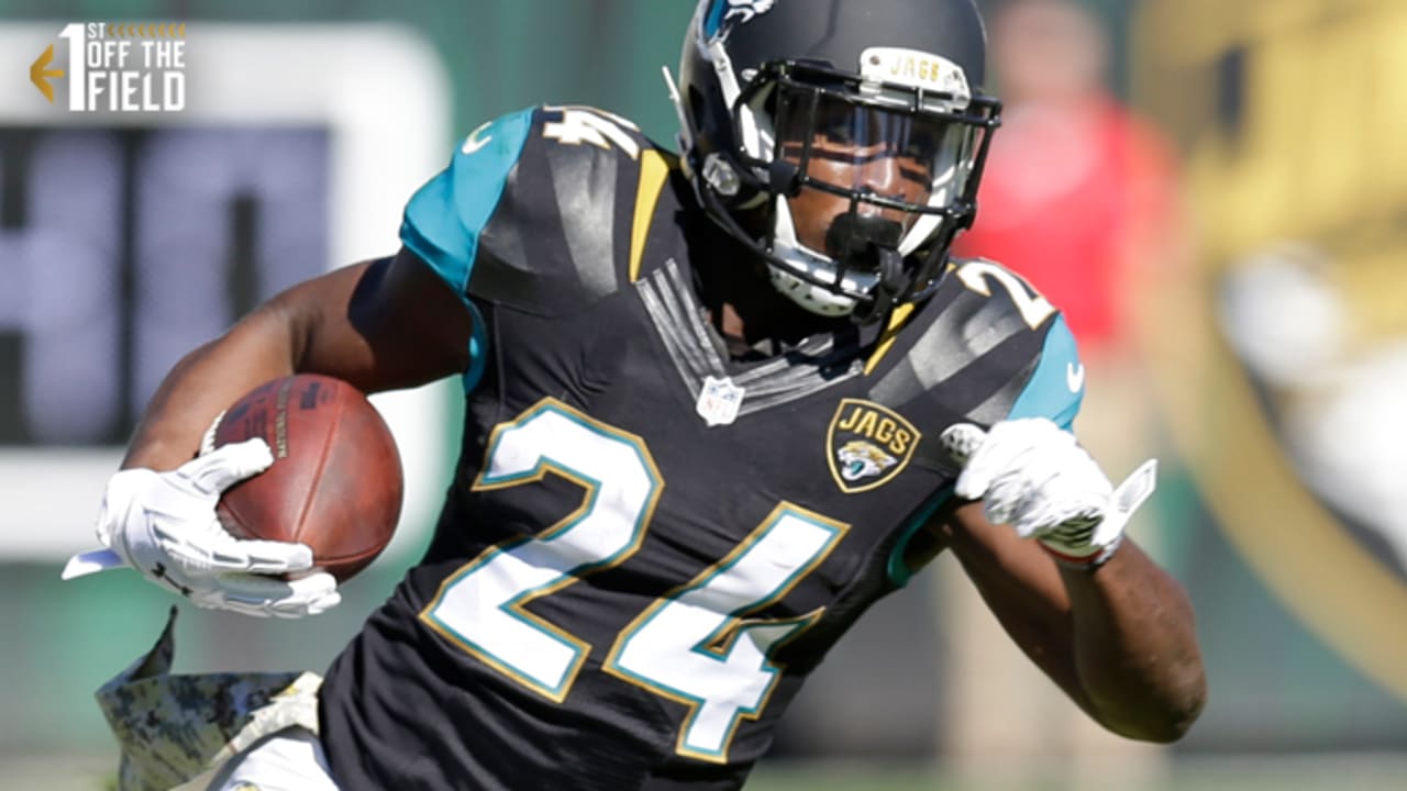 Jaguars' Lawrence sits out practice with sprained big toe