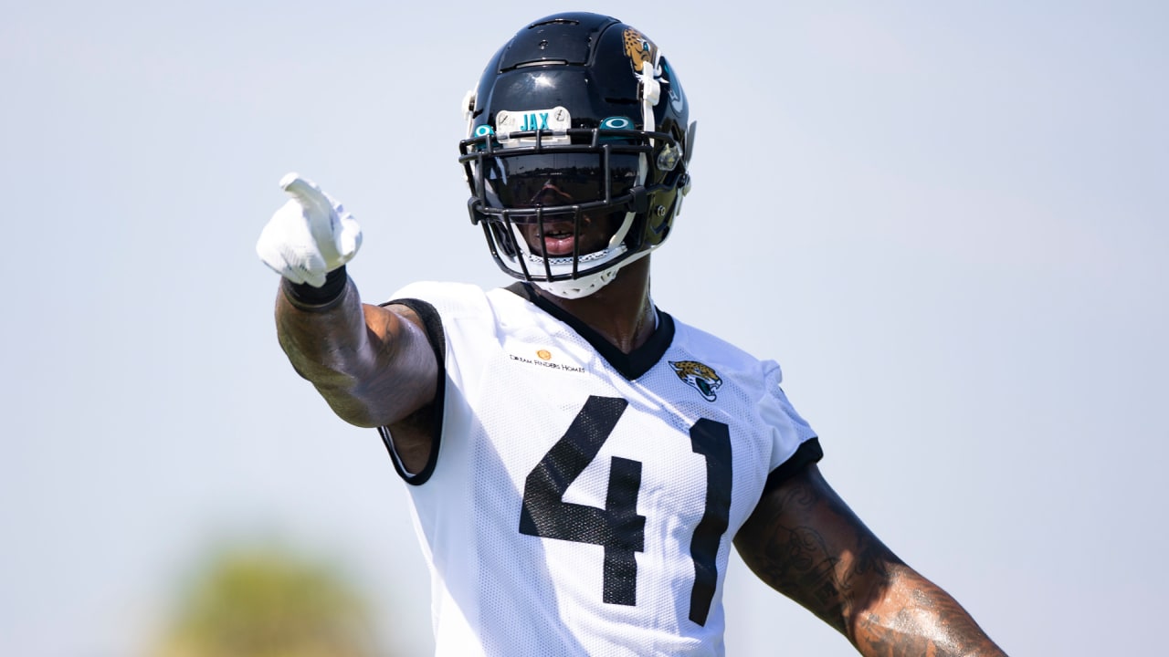 Jaguars' Chris Claybrooks placed on COVID-19 reserve