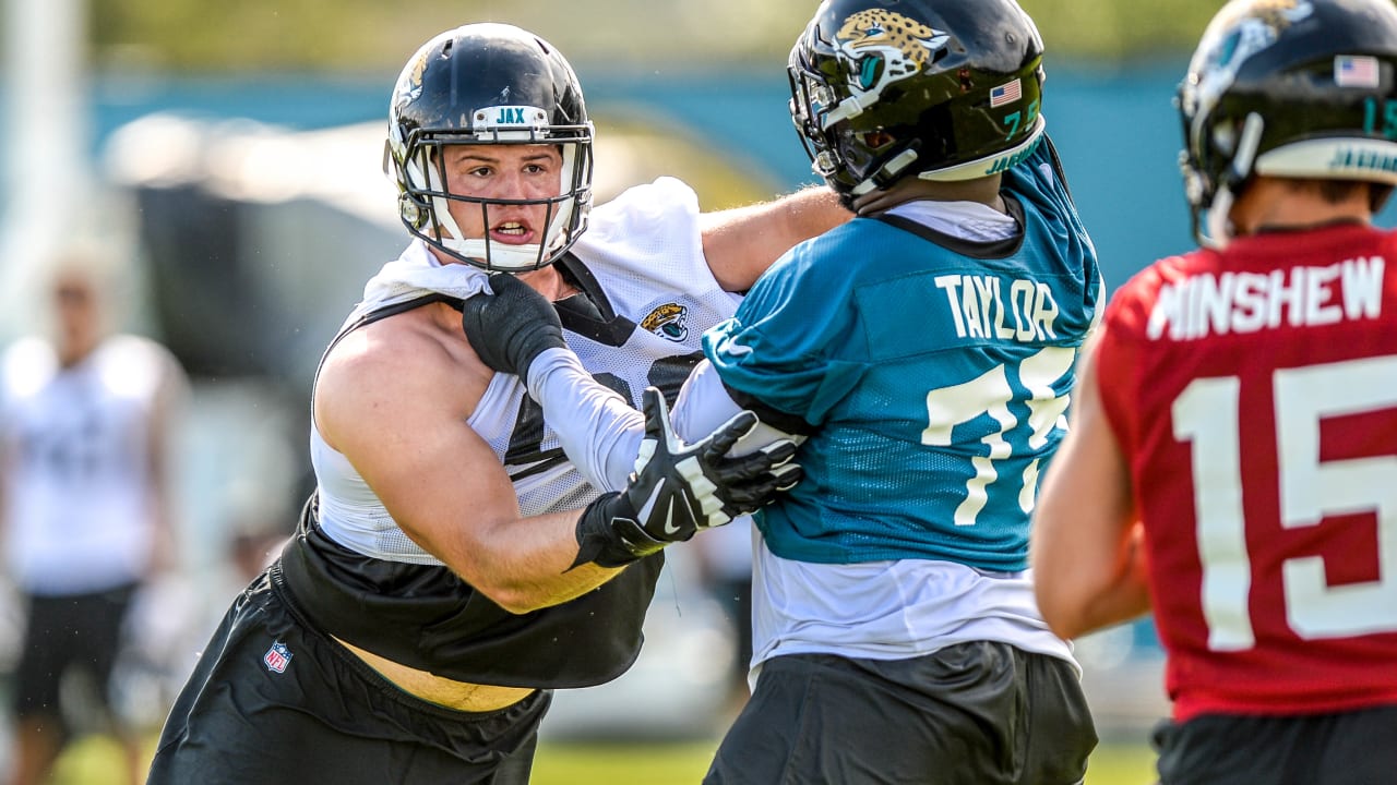 Defensive line changes are an opportunity for Jaguars' Smoot, Taven Bryan