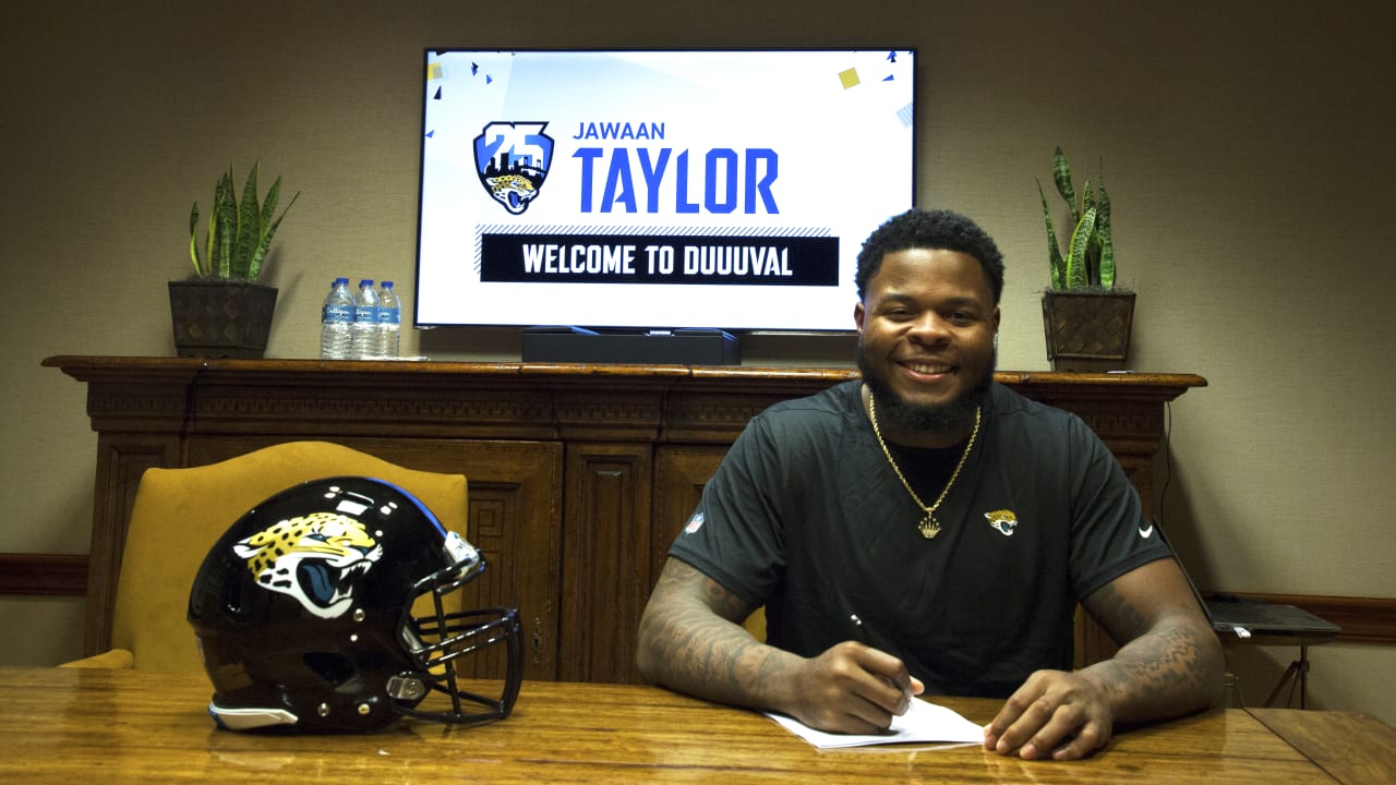 The case for and against the Jaguars re-signing OT Jawaan Taylor