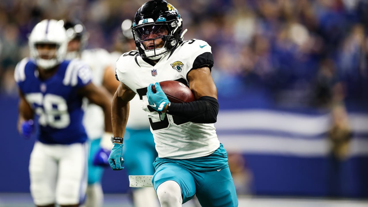 Jamal Agnew  BIG 63-Yard Kick-Off Return Gives Jaguars Great