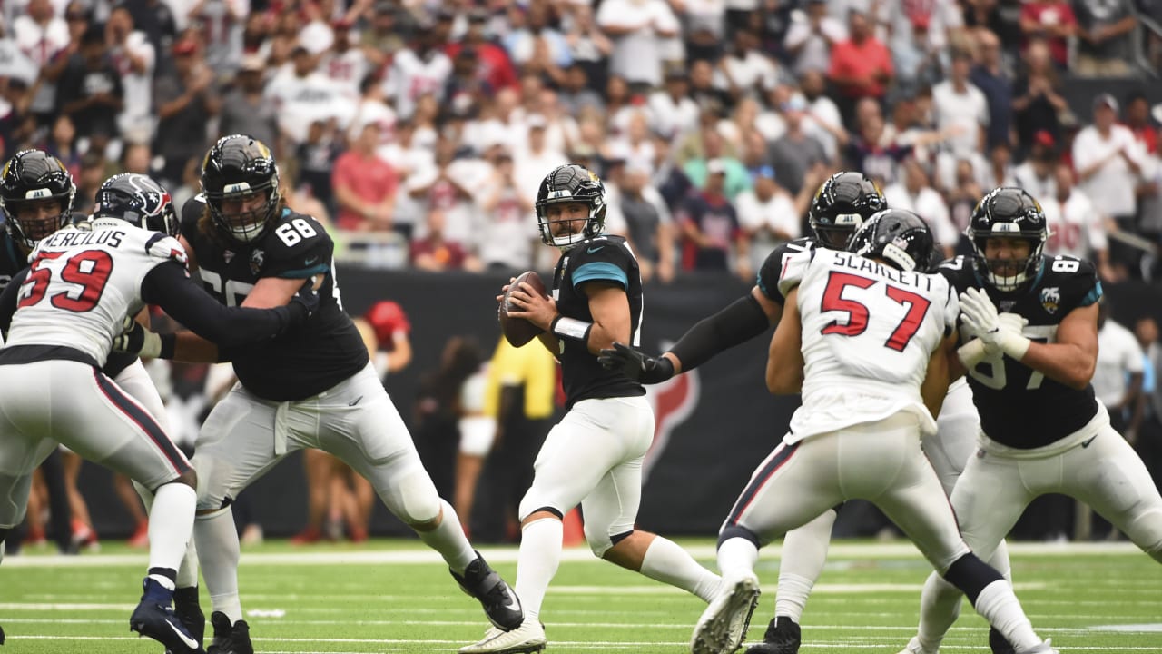 Gardner Minshew Leads the Jacksonville Jaguars to Victory in Week 1