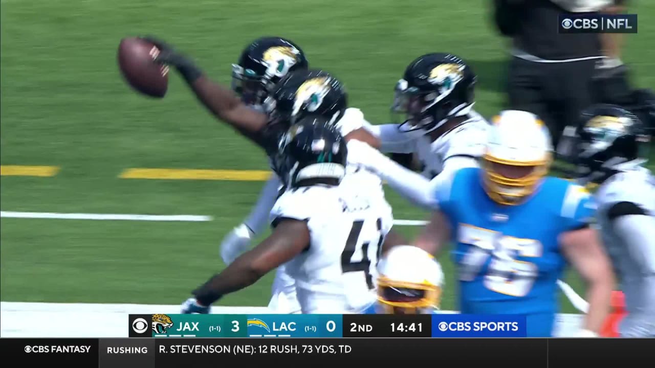 Jacksonville Jaguars on X: Devin Lloyd ices it! #LVvsJAX