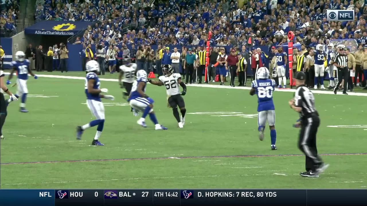 Shirtless Fan Runs Onto Field in Middle of Punt During Raiders-Jaguars