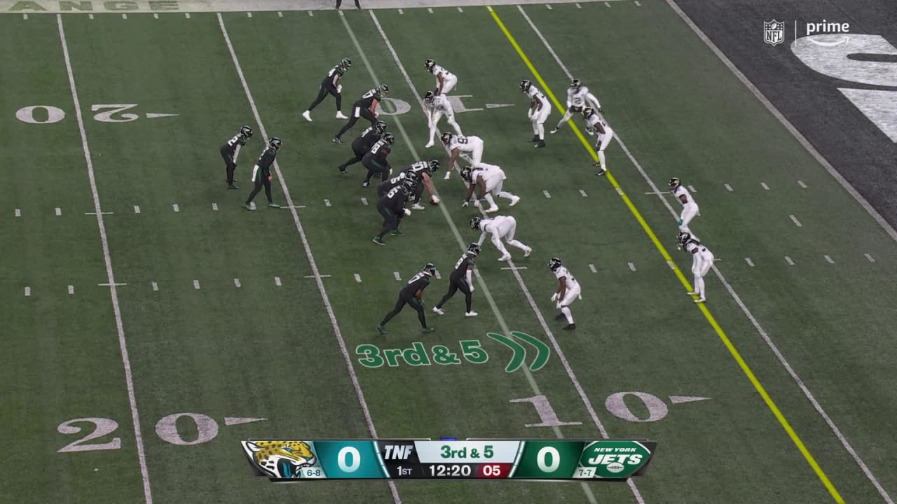 Jets QB Zach Wilson Shows Wheels With Long TD Run Against Jaguars