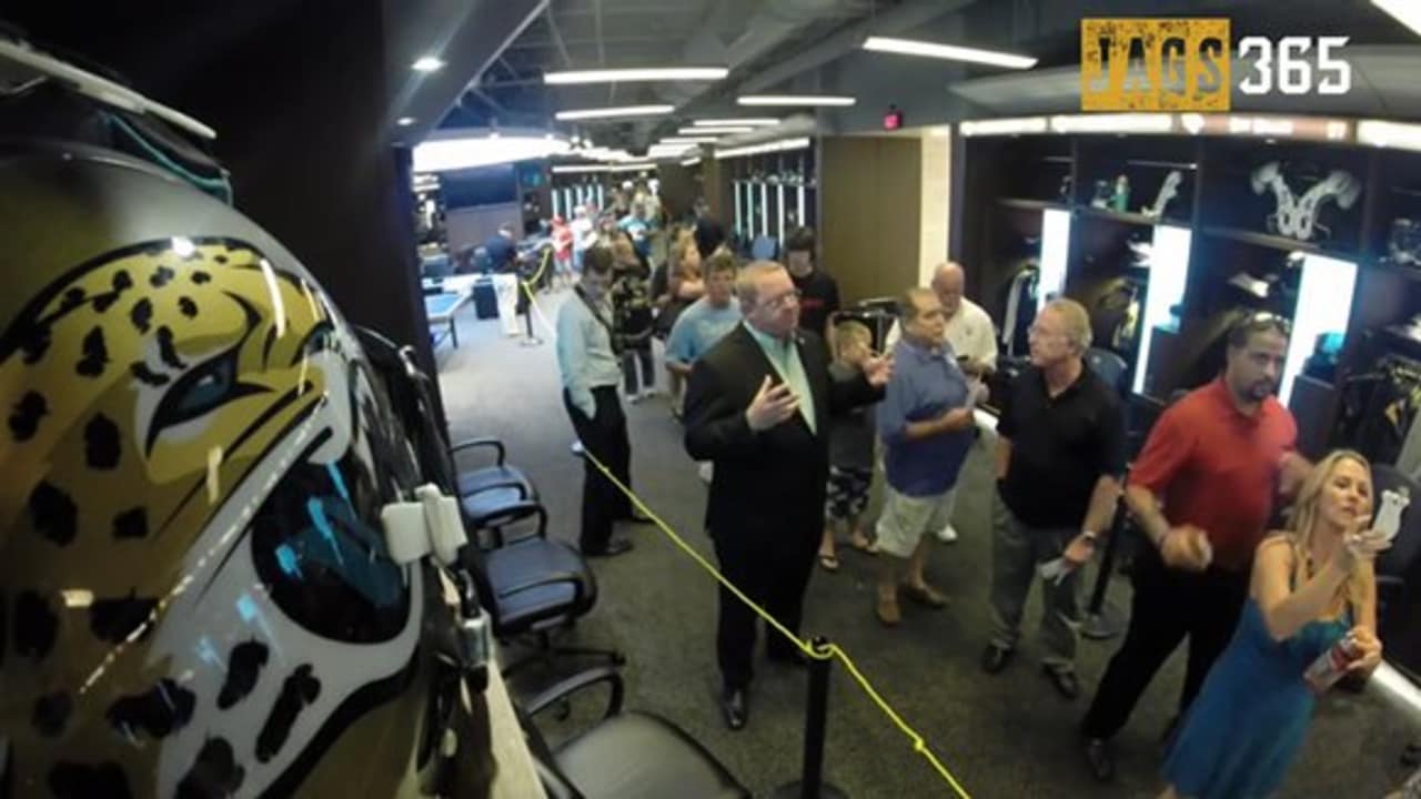 X \ Best Locker Rooms على X: Jacksonville Jaguars. Locker room