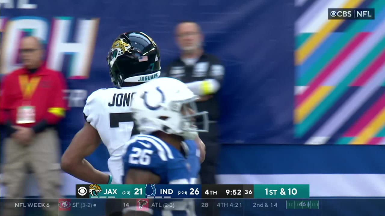 Can't-Miss Play: Jacksonville Jaguars wide receiver Zay Jones' remarkable  toe-tap catch goes for 18-yard TD