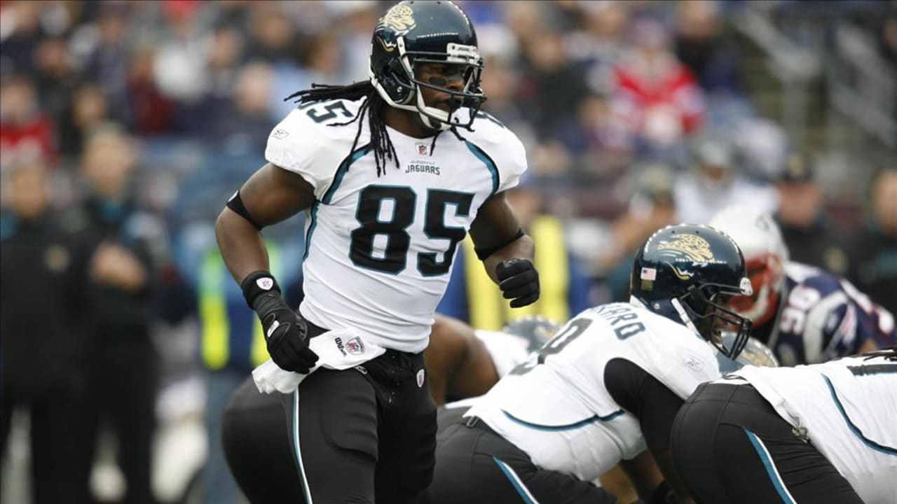 Jacksonville Jaguars receiver Ernest Wilford goes up for a catch during the  teams first day of football training camp, Saturday, July 29, 2006, in  Jacksonville, Fla. Wilford caught 41 passes for 681