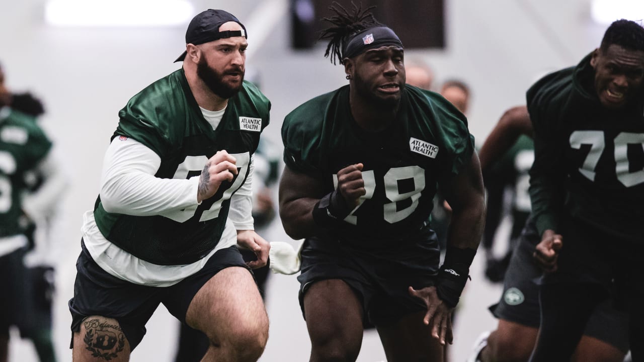 Top Images Of Jets Field Workouts During The Offseason Program