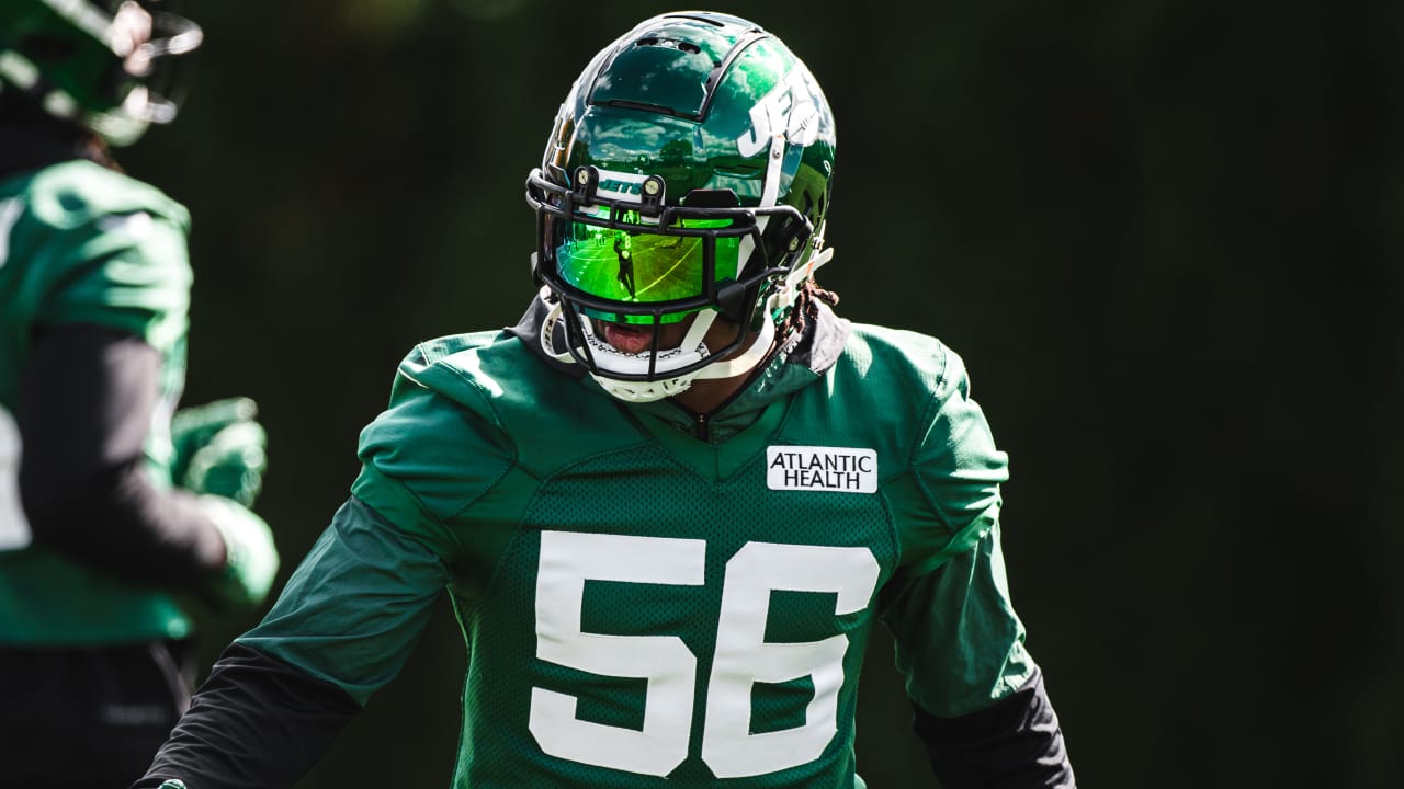 New York Jets linebacker Quincy Williams (56) runs against the New