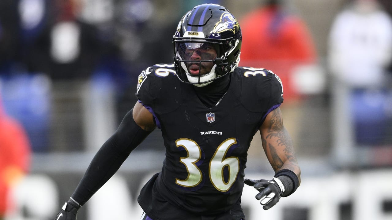 Jets acquiring safety Chuck Clark from Ravens in exchange for 2024  seventh-round pick