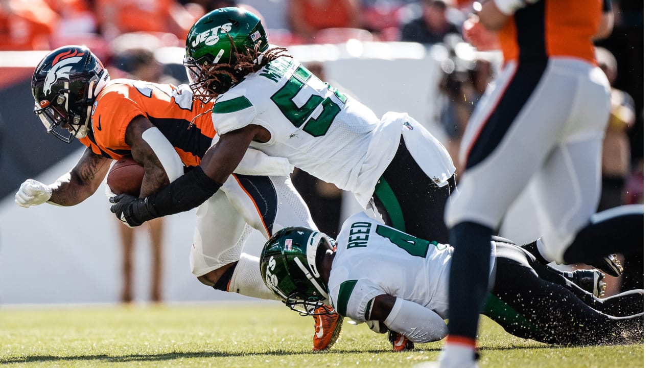 Jets beat Broncos but lose rookie RB Hall to knee injury