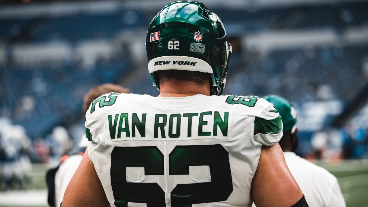 Jets' Greg Van Roten Graded as Top NFL Guard by Pro Football Focus in Week 5