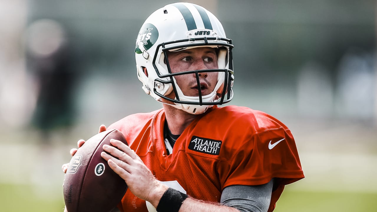 NY Jets QB Zach Wilson's post-game comments shorten his leash