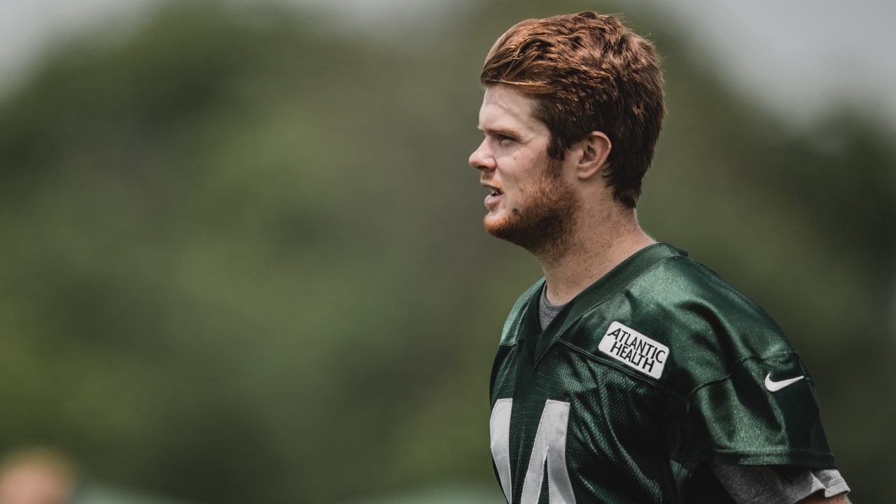 Jets QB Sam Darnold Is Making a Change in the Foundation