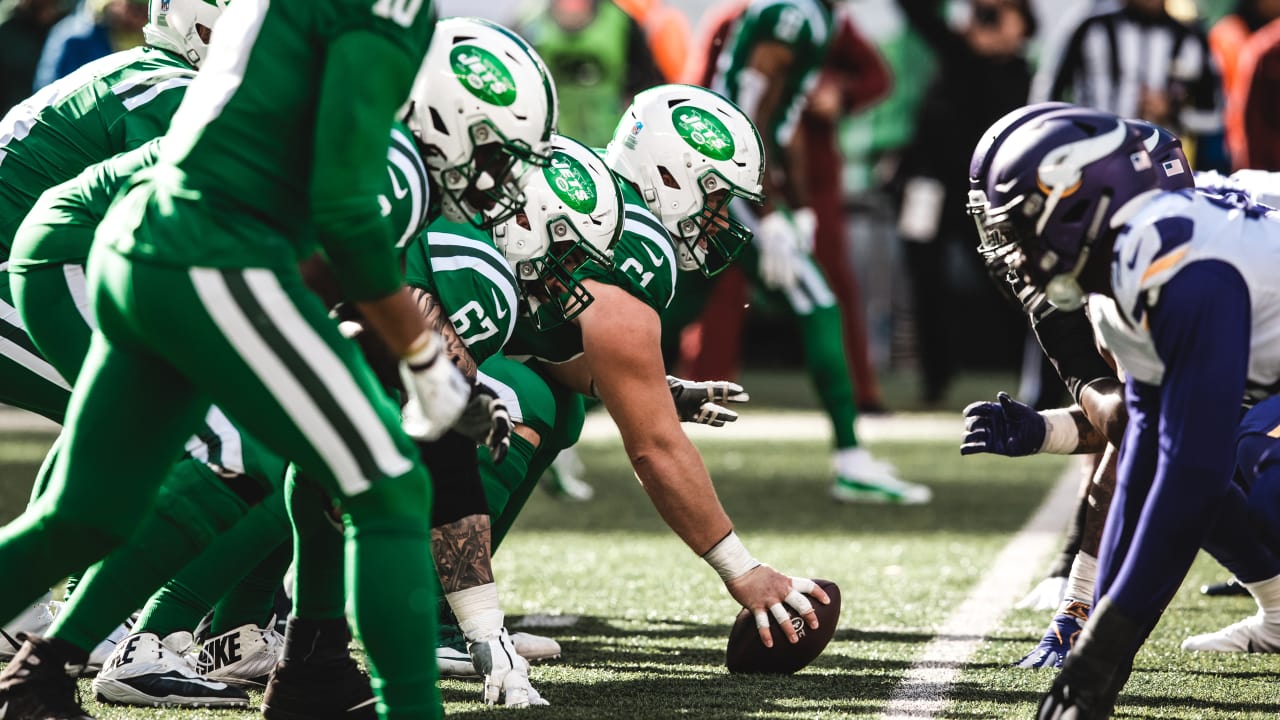 Jets' Sam Darnold struggles in 37-17 loss to Vikings